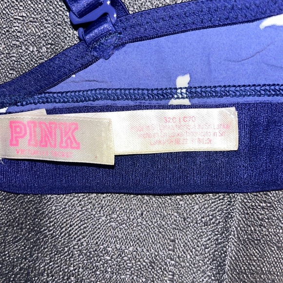 PINK bra - size 32C - Picture 3 of 3